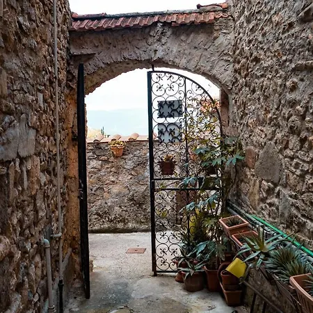 Il Libeccio - Confirenthouse * Arcola