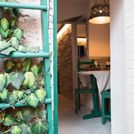 Il Libeccio - Confirenthouse Hotell